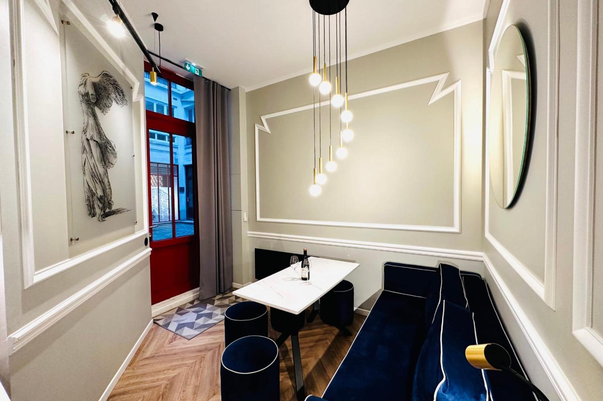 Cocon Parisien - Face A Louboutin - Chez Nicolas ภายนอก รูปภาพ